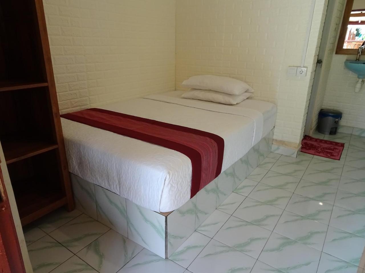 Aldi'S Homestay Kuta  Bagian luar foto